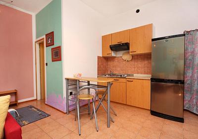 Studio AS-5055-a