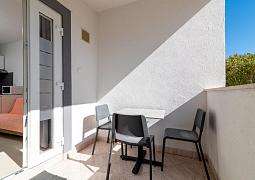 Studio AS-6464-a