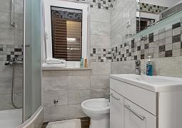 Studio AS-10303-a