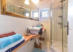Studio AS-5772-a