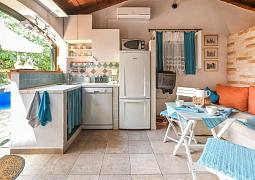 Studio AS-5772-a