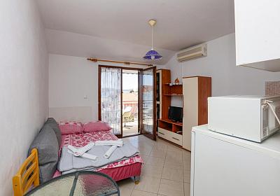 Studio AS-21048-a