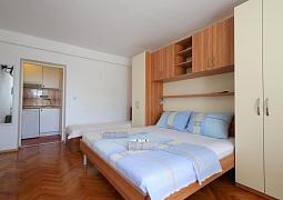 Studio AS-18356-f