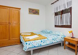 Studio AS-21048-b
