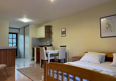 Studio AS-4385-a