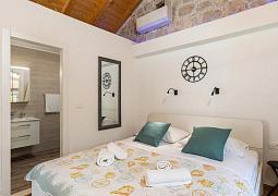 Studio AS-22336-a