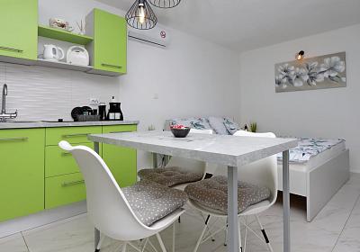 Studio AS-22576-b