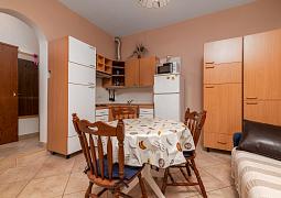 Studio AS-22881-a