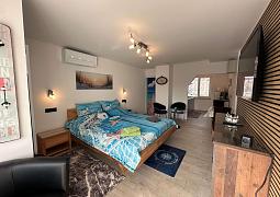 Studio AS-23189-a