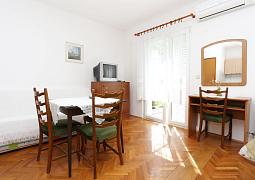 Studio AS-10111-a