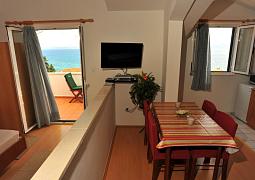 Studio AS-16846-a