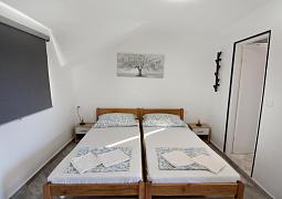 Studio AS-23660-b
