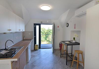 Studio AS-23660-b
