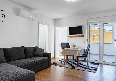 Apartmán A-24111-a