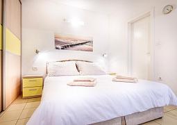 Studio AS-24129-a