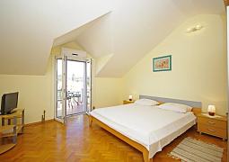 Studio AS-24131-a