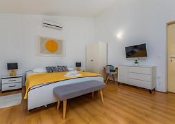Studio AS-2713-a