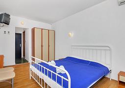 Studio AS-5231-a