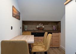 Studio AS-16188-a