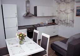Studio AS-23912-a
