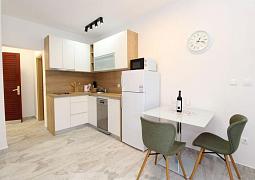 Studio AS-6284-a