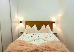 Studio AS-24459-a