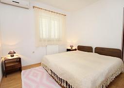 Studio AS-5479-a