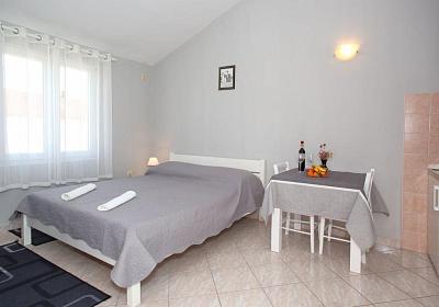 Studio AS-24385-a