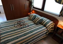 Studio AS-24705-a