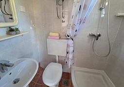 Studio AS-24705-a