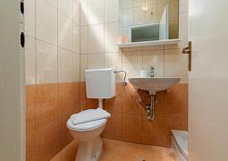 Studio AS-24562-a