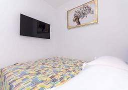 Studio AS-24692-a
