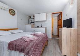 Studio AS-24321-a