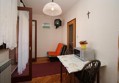 Studio AS-24845-b