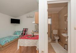 Studio AS-24785-a