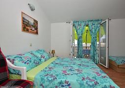 Studio AS-24785-a