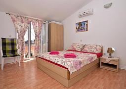 Studio AS-24785-b