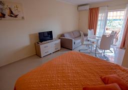 Studio AS-24825-a