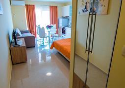 Studio AS-24825-a