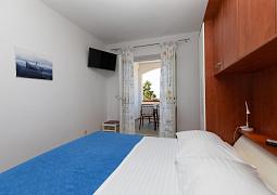 Studio AS-1046-d