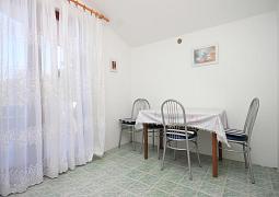 Studio AS-8202-a