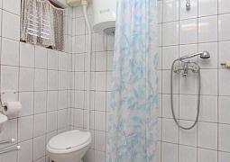 Studio AS-8202-a