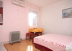 Studio AS-8202-b