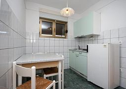 Studio AS-5555-a