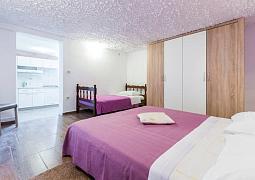 Studio AS-8238-a