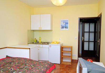 Studio AS-3237-b