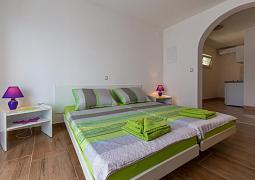 Studio AS-5551-b