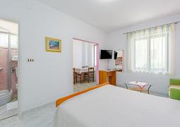 Studio AS-7135-a